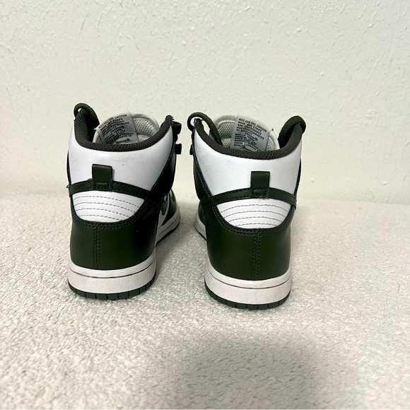 Nike Dunk High (PS) Casual Kids Size 12.5C Shoe White Cargo Khaki DD2314-105 EUC - Picture 3 of 8